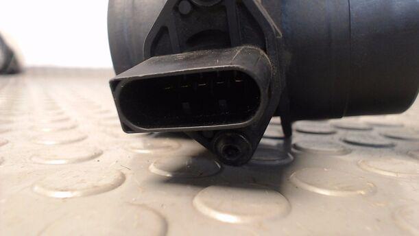 Foto: LUFTMASSENMESSER BOSCH eines VW Sharan 1.9 TDI