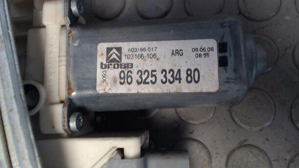 Foto: FENSTERHEBER ELEKTRISCH HINTEN LINKS eines Citroen C5 Kombi HDi 135 GL