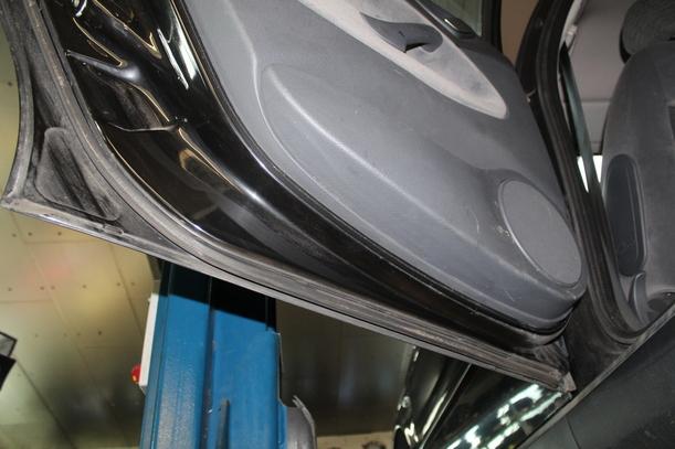 Foto: TÜR HINTEN LINKS eines Citroen C5 Kombi HDi 135