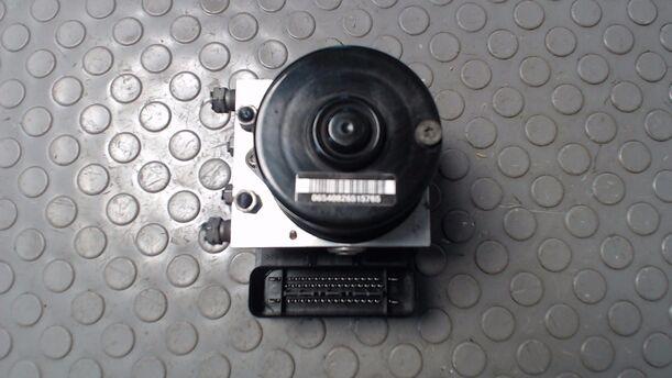 Foto: HAUPTBREMSAGGREGAT ABS eines Citroen C5 Kombi HDi 135 GL