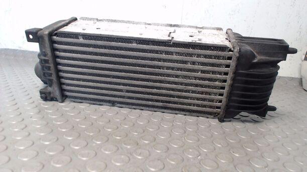 Foto: LADELUFTKÜHLER eines Citroen C5 Kombi HDi 135