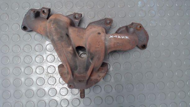 Foto: AUSPUFFKRÜMMER X12XE eines Opel Corsa 16V L