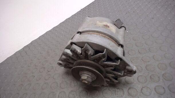 Foto: LICHTMASCHINE eines VW PASSAT 1,3