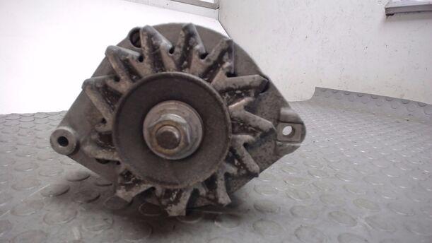 Foto: LICHTMASCHINE eines VW PASSAT 1,3