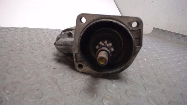 Foto: ANLASSER / STARTER BOSCH eines VW PASSAT 1,3