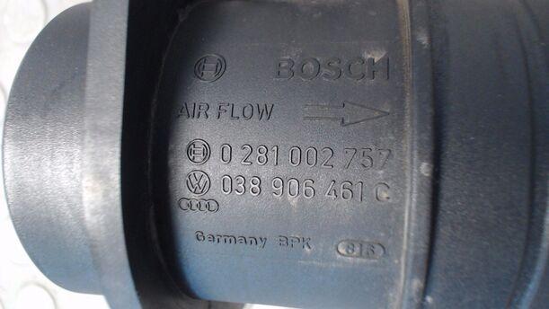 Foto: LUFTMASSENMESSER BOSCH eines Seat Alhambra 1.9 TDI Allrad