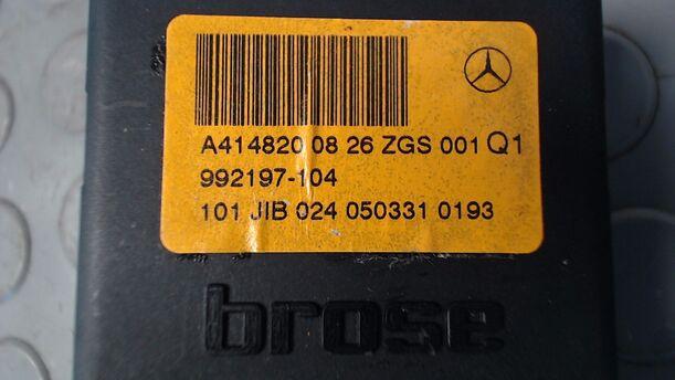 Foto: TÜRSTEUERGERÄT VORN RECHTS eines Mercedes-Benz Vaneo CDI 1.7 GL