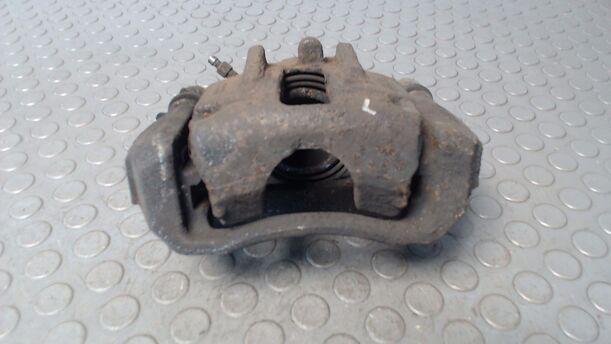 Foto: BREMSSATTEL VORN LINKS eines Mercedes-Benz Vaneo CDI 1.7 GL