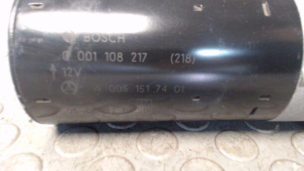 Foto: ANLASSER / STARTER BOSCH eines Mercedes-Benz Vaneo CDI 1.7 GL