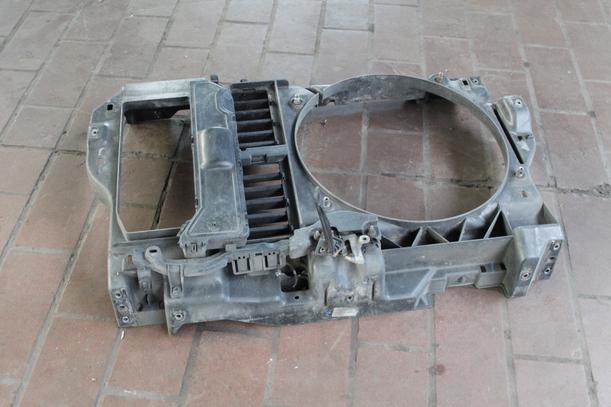Foto: SCHLOSSTRÄGER eines Citroen C5 Kombi HDi 135