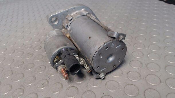 Foto: ANLASSER / STARTER VALEO eines VW Golf 1.6 FSI Automatik