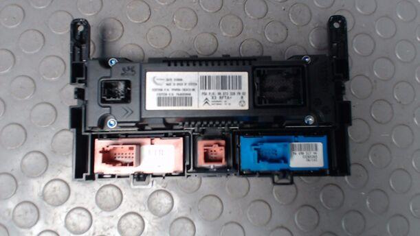 Foto: HEIZUNGSBETÄTIGUNG eines Citroen C5 Kombi HDi 135 GL