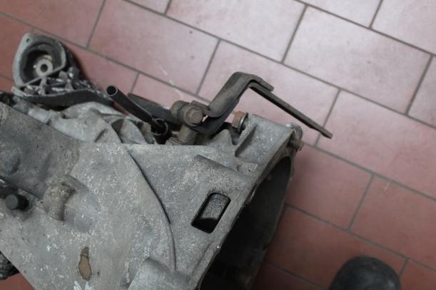 Foto: SCHALTGETRIEBE 5-GANG VW eines Audi AUDI Coupe 1,9