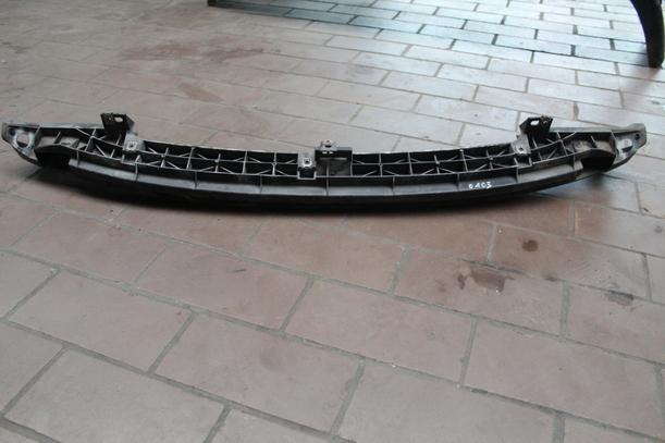 Foto: VERSTÄRKUNG VORN eines Peugeot 206 CC 110