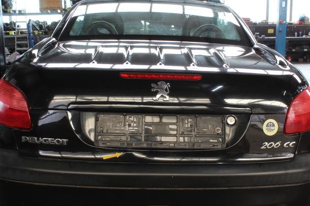 Foto: HECKDECKEL / HECKKLAPPE eines Peugeot 206 CC 110