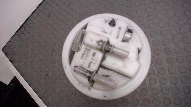 Foto: KRAFTSTOFFPUMPE eines Peugeot 206 CC 110