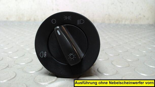 Foto: LICHTSCHALTER eines Skoda Fabia 1.2 HTP