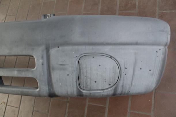 Foto: STOSSFÄNGER/ STOßSTANGE VORN eines Opel Movano 2.5 D L3H2