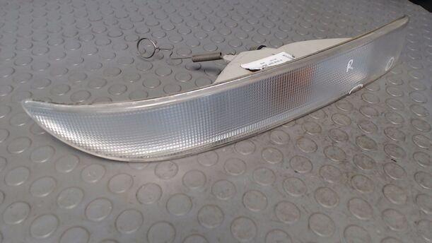 Foto: BLINKER RECHTS eines Opel Movano 2.5 D L3H2