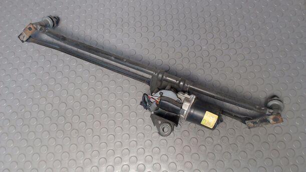 Foto: SCHEIBENWISCHERMOTOR VORN eines Opel Movano 2.5 D L3H2