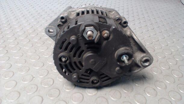 Foto: LICHTMASCHINE eines Opel Movano 2.5 D L3H2