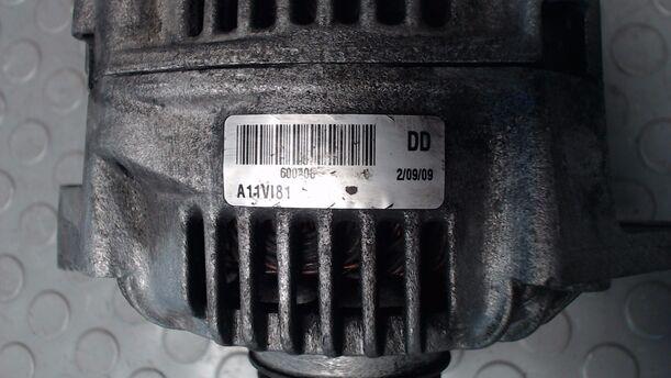 Foto: LICHTMASCHINE eines Opel Movano 2.5 D L3H2