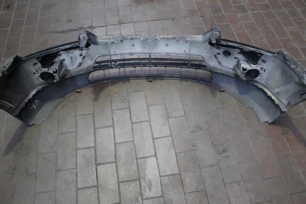 Foto: STOSSFÄNGER / STOßSTANGE VORN eines Ford Focus Turnier 1.6 TDCi
