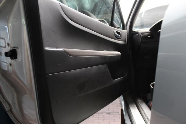 Foto: TÜR VORN LINKS (3-Türer) eines Peugeot 307 75