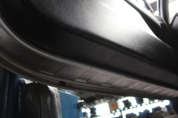 Foto: TÜR VORN LINKS (3-Türer) eines Peugeot 307 75