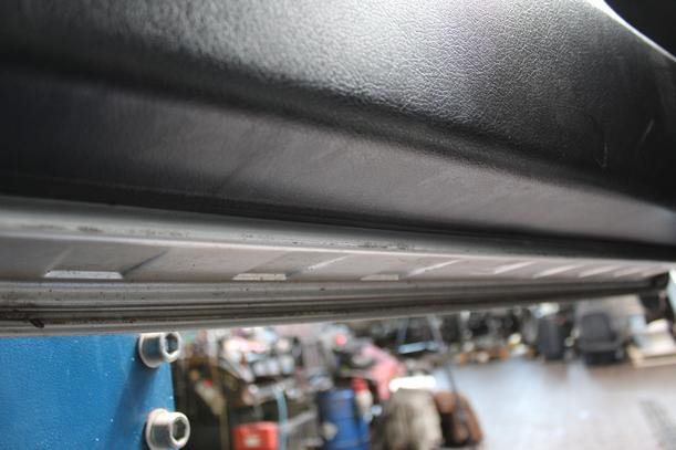 Foto: TÜR VORN LINKS (3-Türer) eines Peugeot 307 75