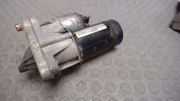 Foto: ANLASSER / STARTER VALEO eines Peugeot 307 75
