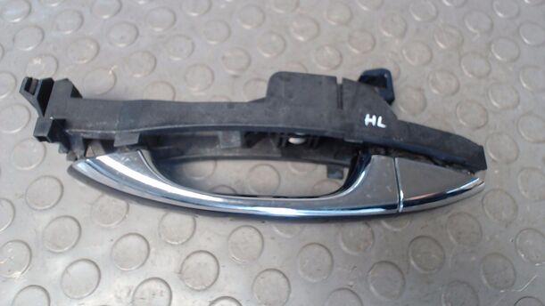 Foto: AUSSENGRIFF HINTEN LINKS eines Mercedes-Benz E 220 T CDI Automatik GL