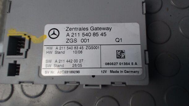 Foto: STEUERGERÄT GATEWAY/ ZENTRALES GATEWAY eines Mercedes-Benz E 220 T CDI Automatik GL
