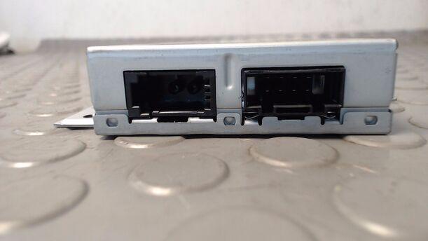 Foto: STEUERGERÄT MEDIA INTERFACE eines Mercedes-Benz E 220 T CDI Automatik GL