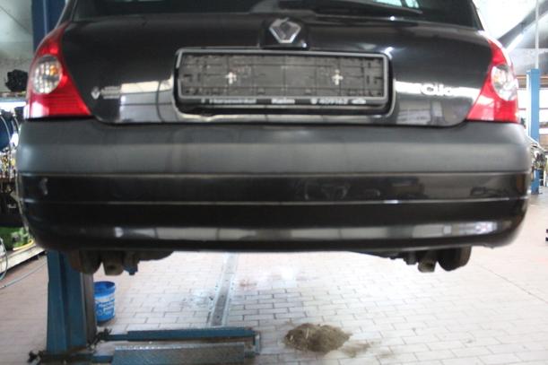 Foto: STOSSFÄNGER / STOSSSTANGE HINTEN ( Facelift) eines Renault Clio 1.5 dCi Cosmo