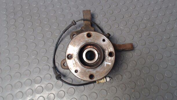 Foto: ACHSSCHENKEL VORN LINKS eines Renault Clio 1.5 dCi Cosmo