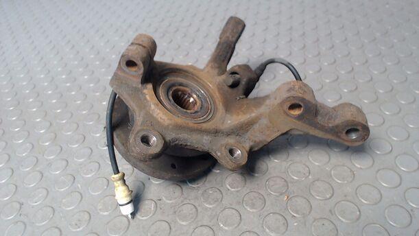 Foto: ACHSSCHENKEL VORN LINKS eines Renault Clio 1.5 dCi Cosmo