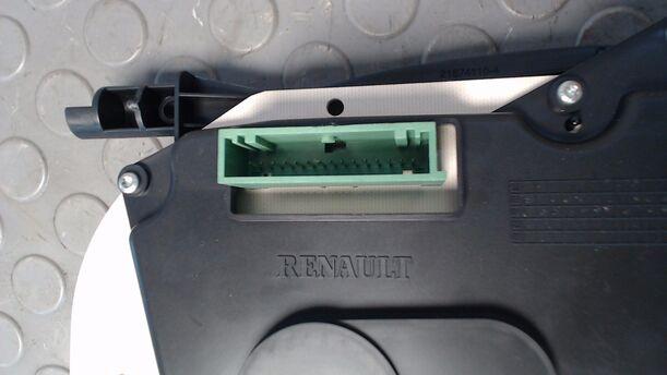 Foto: TACHOEINHEIT eines Renault Clio 1.5 dCi Cosmo