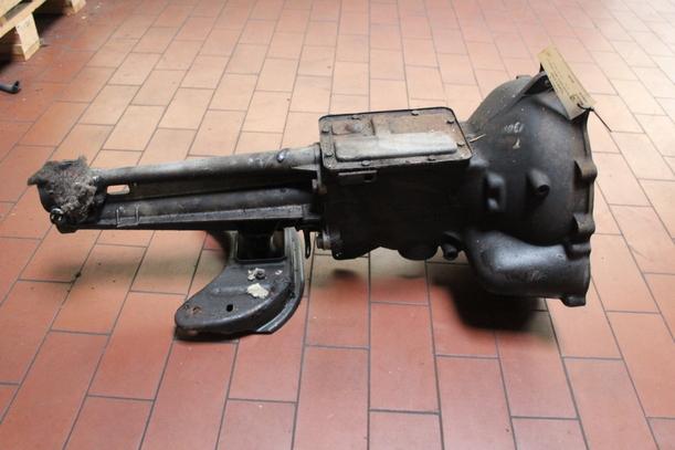 Foto: SCHALTGETRIEBE 4-GANG eines Ford TAUNUS 1,3 MOD 76