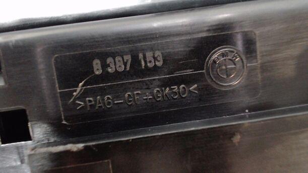 Foto: SICHERUNGSKASTEN eines BMW 316ti compact Swing