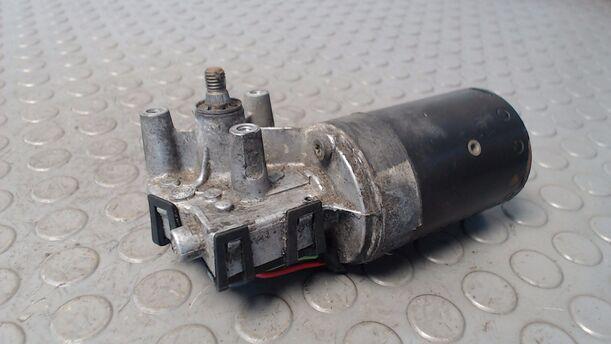 Foto: SCHEIBENWISCHERMOTOR VORN eines VW Polo 60