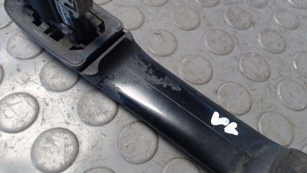 Foto: TÜRAUSSENGRIFF VORN LINKS eines VW Polo 60