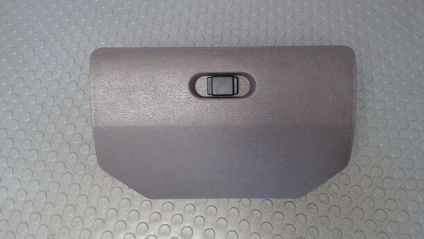Foto: HANDSCHUHFACH eines Opel Movano 2.5 D L3H2