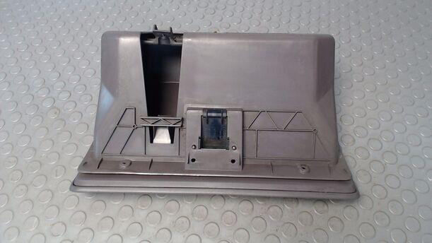 Foto: HANDSCHUHFACH eines Opel Movano 2.5 D L3H2