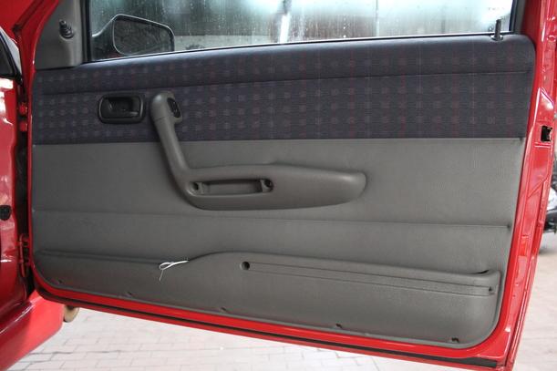 Foto: TÜR RECHTS (2/3-Türer) eines Fiat Punto 60 GL