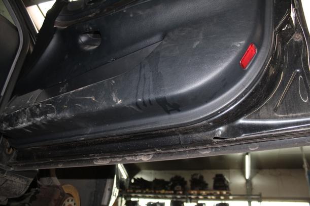 Foto: TÜR VORN RECHTS eines Audi A4 Avant 1.6