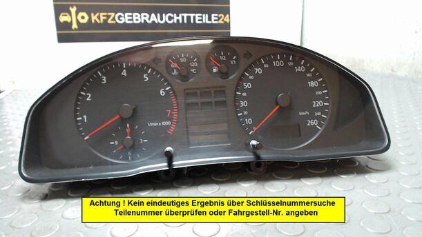 Foto: TACHOEINHEIT / KOMBIINSTRUMENT eines Audi A4 Avant 1.6