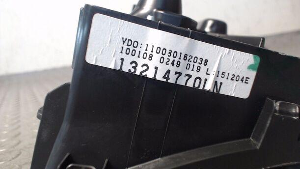 Foto: TACHOEINHEIT (ENTHEIRATET) eines Opel Meriva 1.7 CDTI DPF LS
