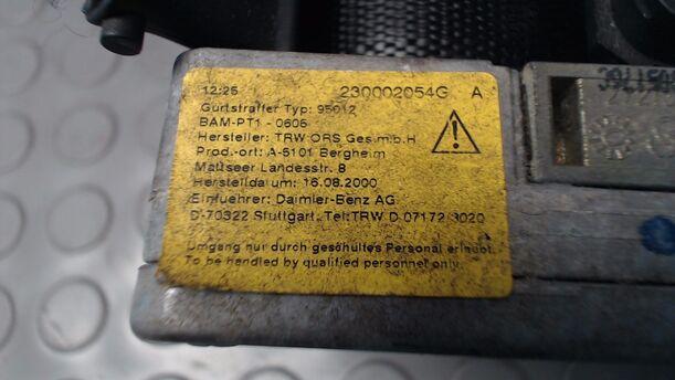 Foto: SICHERHEITSGURT VORN RECHTS eines Mercedes-Benz C 200 Kompressor Fun