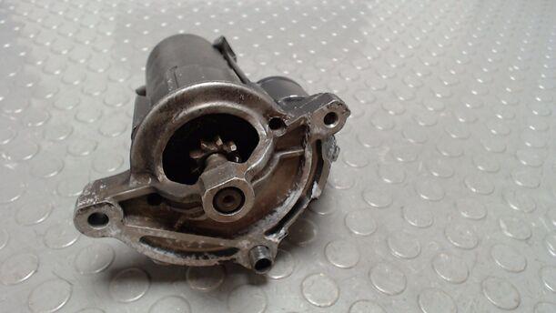 Foto: ANLASSER / STARTER BOSCH eines Peugeot 106